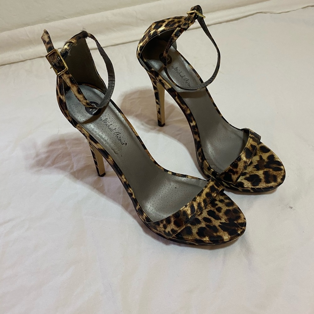 SEXY leopard heels